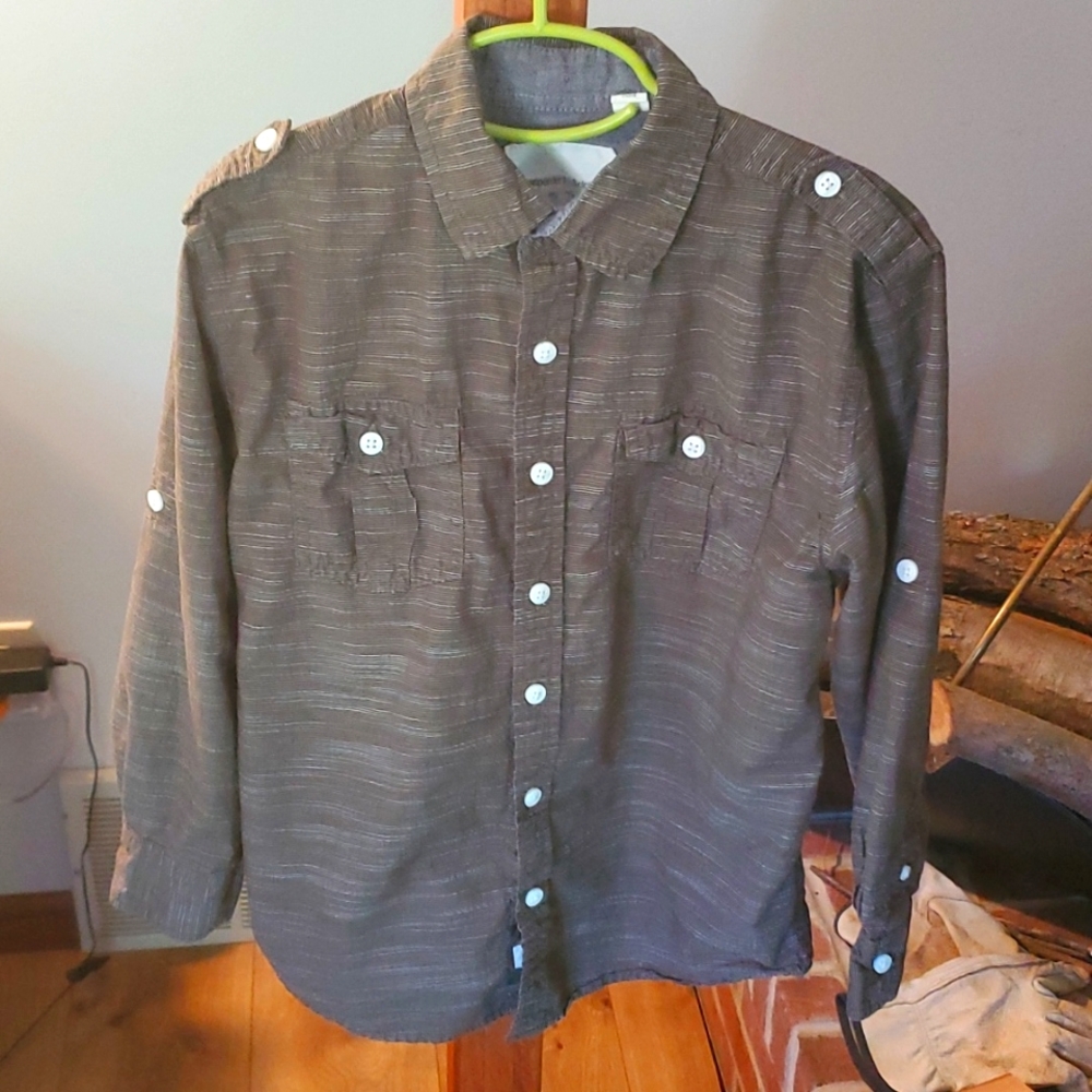 🛍 Boys button down shirt